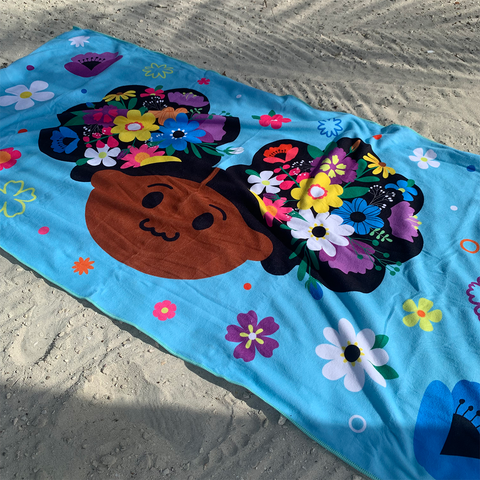 Zuri Flower Afro Puffs Microfibre Beach Towel